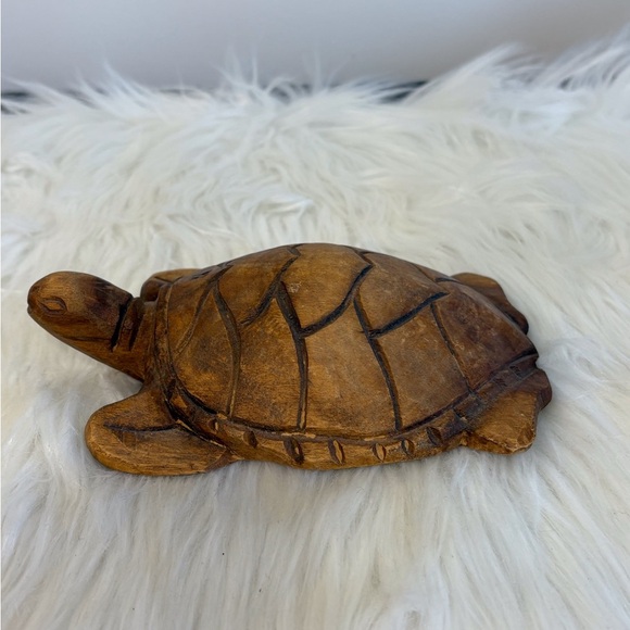 Handcrafted Wooden Turtle Decor - Picture 4 of 6